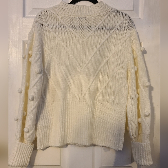 NWOT Nasty Gal lvory Pom Pom BalloonSleeve Mock Neck Sweater Size large - Picture 10 of 10
